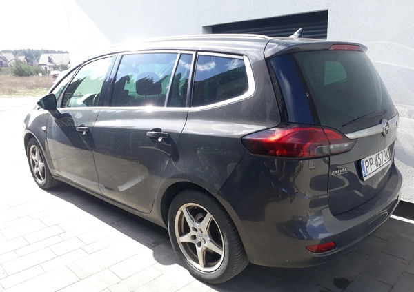 Opel Zafira cena 36900 przebieg: 252000, rok produkcji 2014 z Piła małe 497